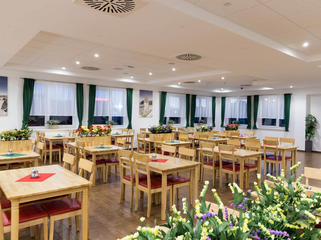Winrooms "Hotel&Appartement" Wiener Neustadt Eksteriør billede